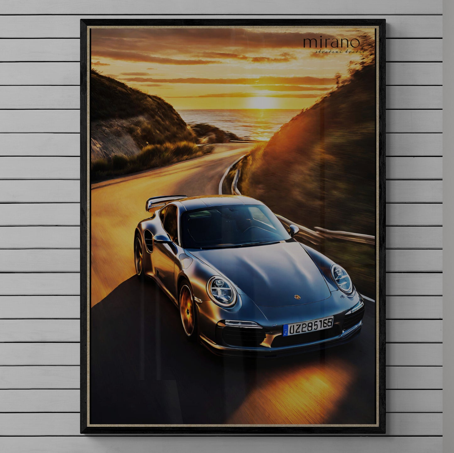 Porsche 911 Turbo S při západu slunce